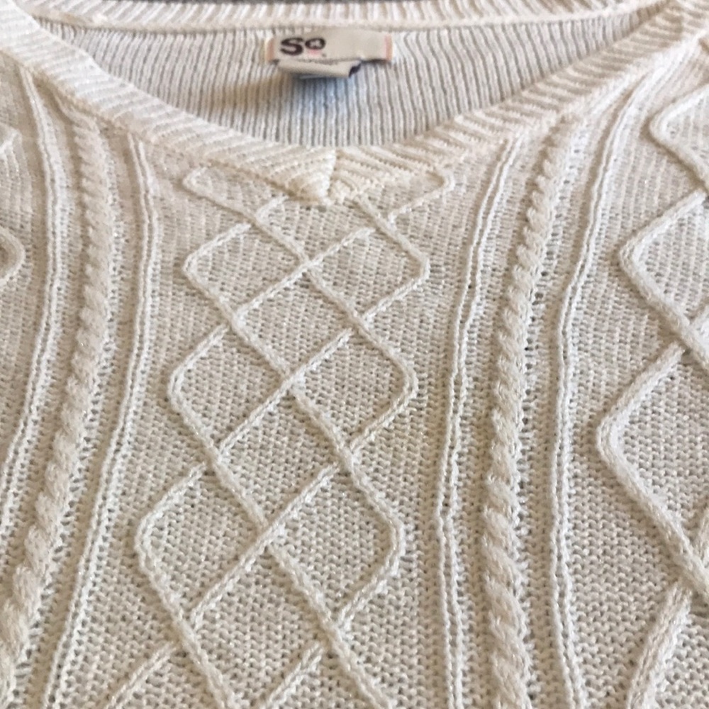 White/Cream sweater - Picture 2 of 5